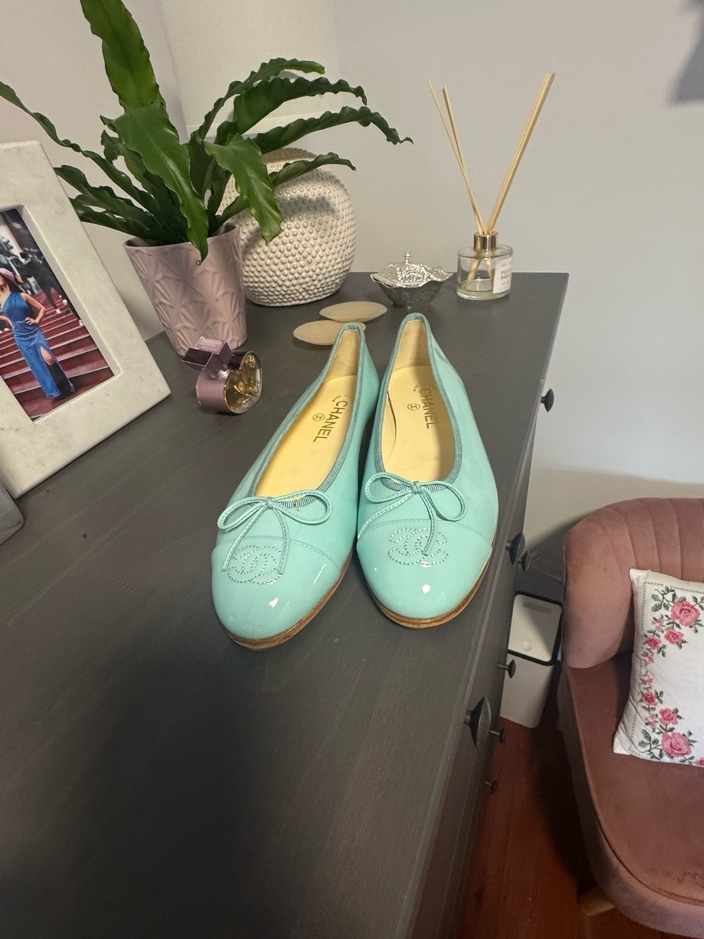 Chanel Turquoise Patent Leather Ballet Flats - Picture 7 of 13